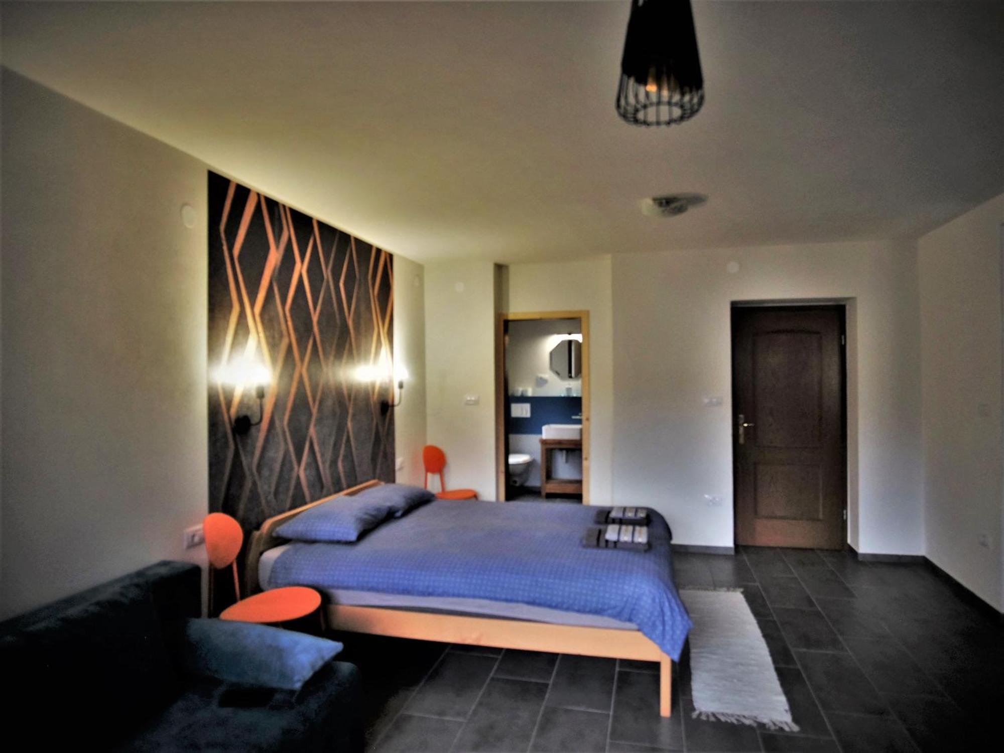 Old Square House - Hisa Na Starem Trgu Apartman Tolmin Kültér fotó
