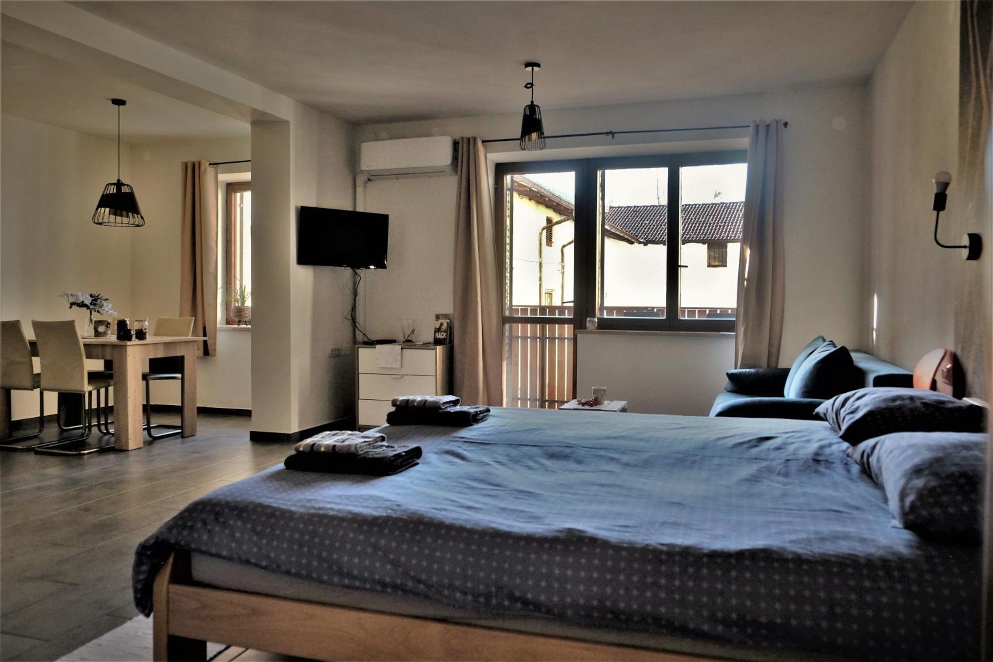 Old Square House - Hisa Na Starem Trgu Apartman Tolmin Kültér fotó